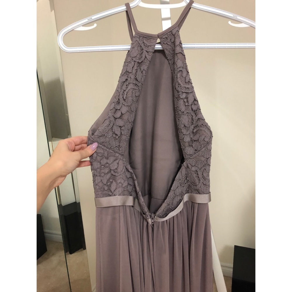 SIZE 2 DAVIDS BRIDAL OPEN BACK DRESS - Picture 5 of 6